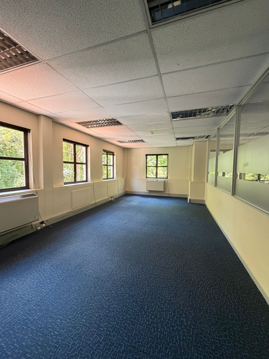 To Let commercial Property for Rent in Hyde Park Gauteng
