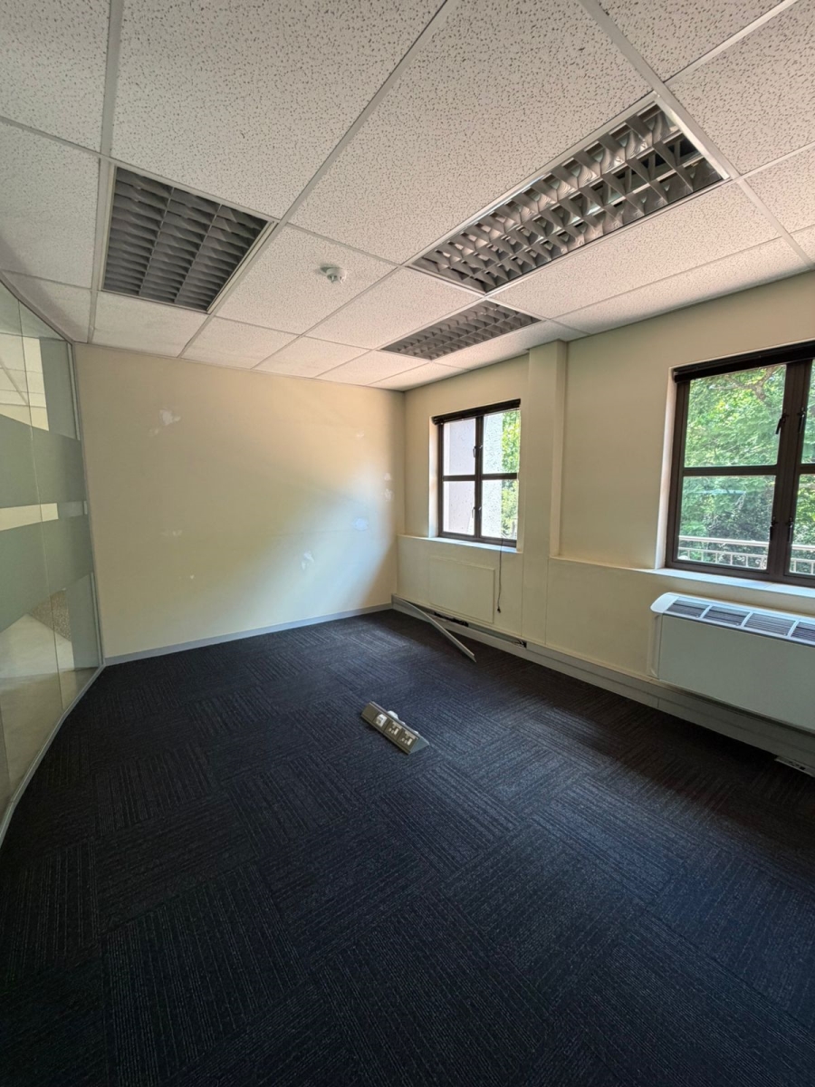 To Let commercial Property for Rent in Hyde Park Gauteng