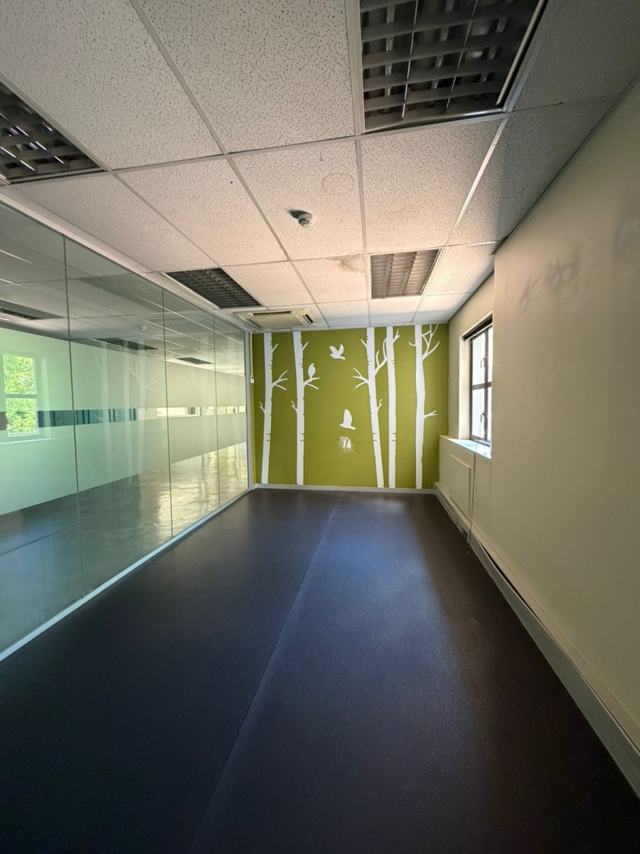 To Let commercial Property for Rent in Hyde Park Gauteng