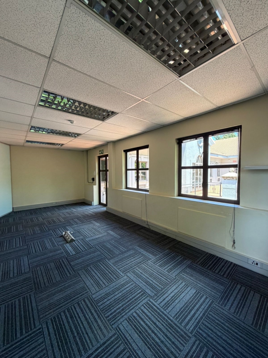 To Let commercial Property for Rent in Hyde Park Gauteng