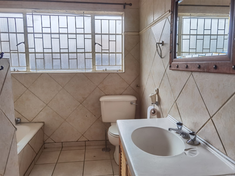 4 Bedroom Property for Sale in Meyerspark Gauteng