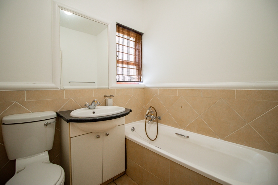 2 Bedroom Property for Sale in Morningside Gauteng