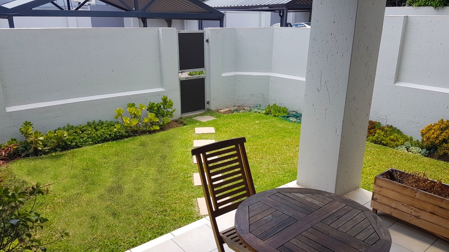 2 Bedroom Property for Sale in Douglasdale Gauteng