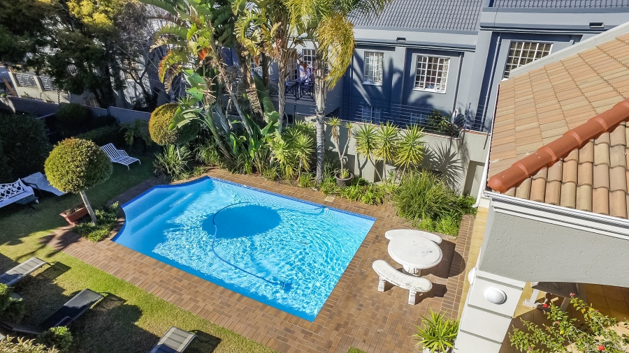 To Let 2 Bedroom Property for Rent in Melrose North Gauteng