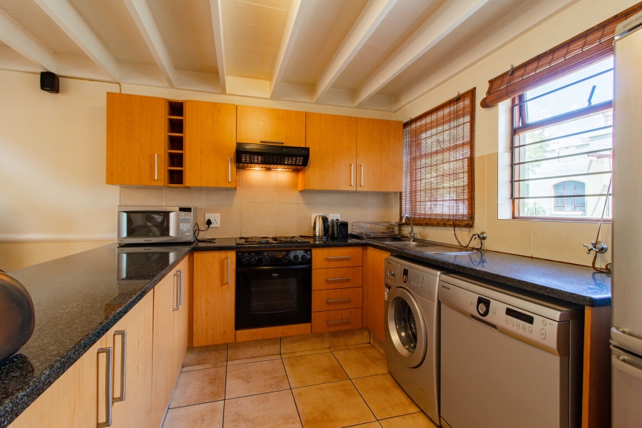 To Let 2 Bedroom Property for Rent in Morningside Gauteng