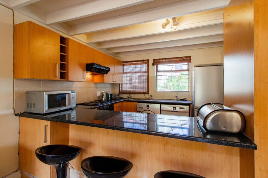 To Let 2 Bedroom Property for Rent in Morningside Gauteng