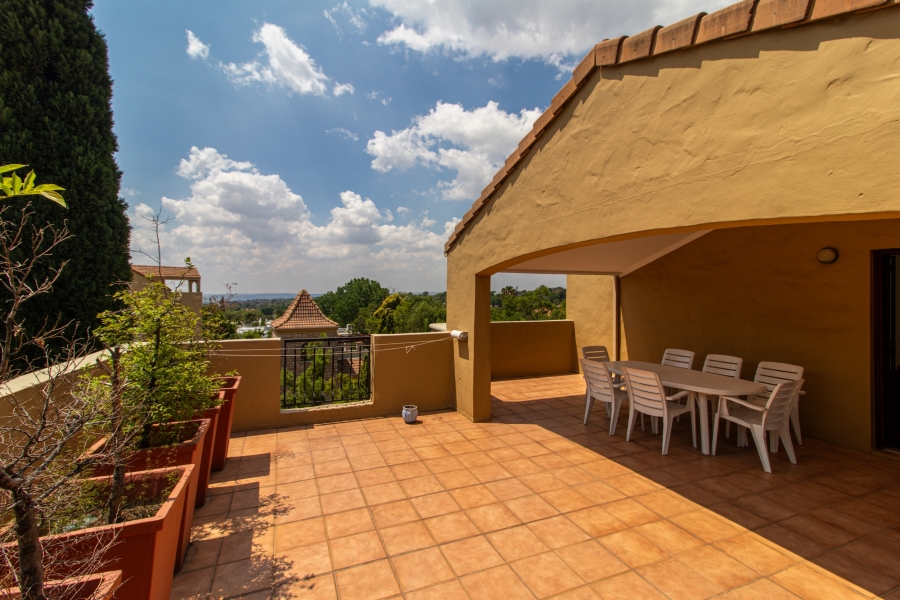 To Let 2 Bedroom Property for Rent in Morningside Gauteng