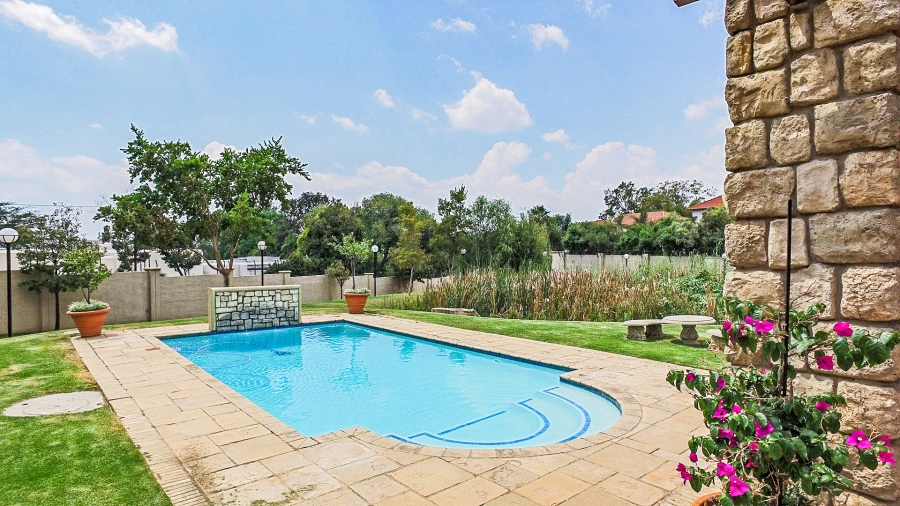 To Let 2 Bedroom Property for Rent in Morningside Gauteng