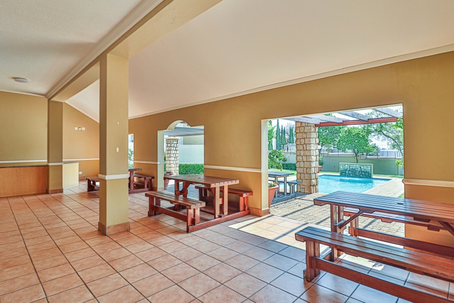 To Let 2 Bedroom Property for Rent in Morningside Gauteng