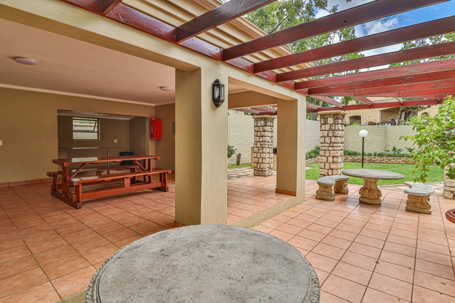 To Let 2 Bedroom Property for Rent in Morningside Gauteng
