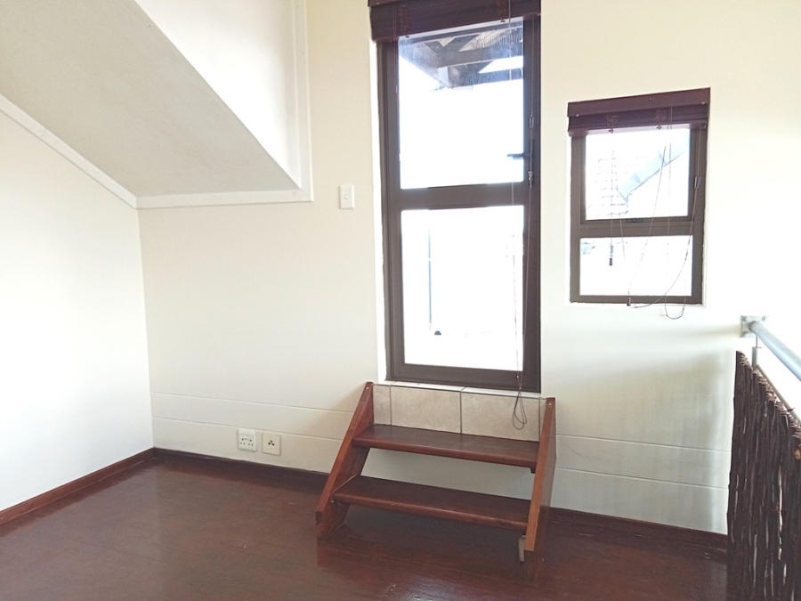 1 Bedroom Property for Sale in Douglasdale Gauteng