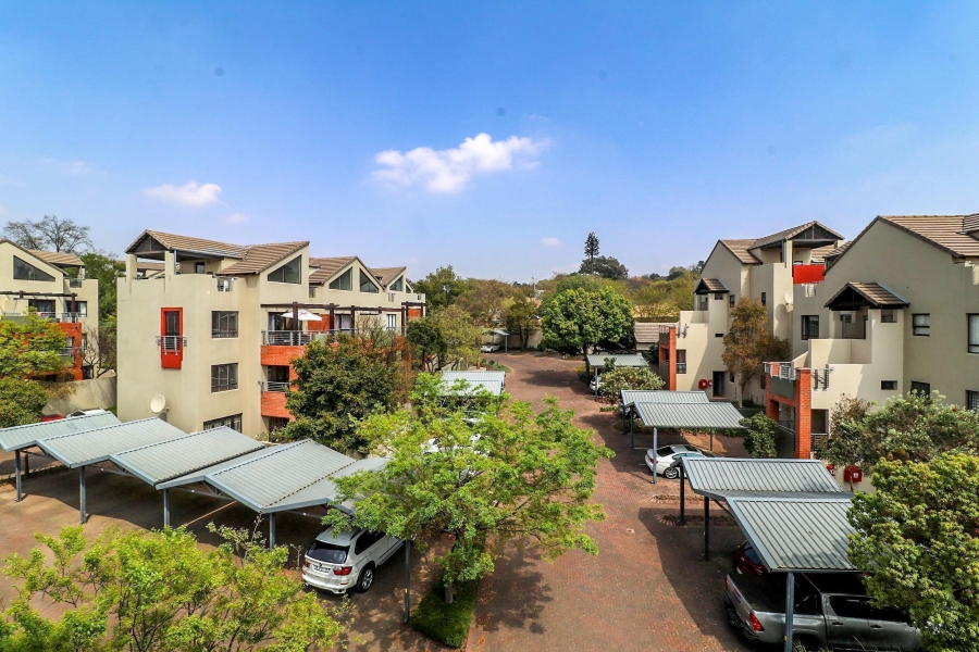 1 Bedroom Property for Sale in Bryanston Gauteng