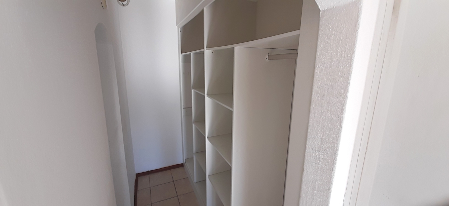 2 Bedroom Property for Sale in Noordhang Gauteng