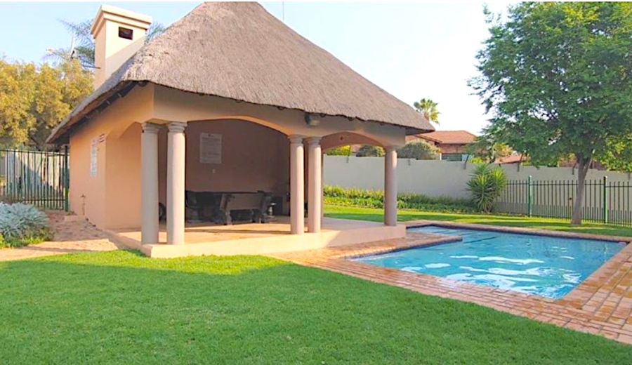 2 Bedroom Property for Sale in Noordhang Gauteng