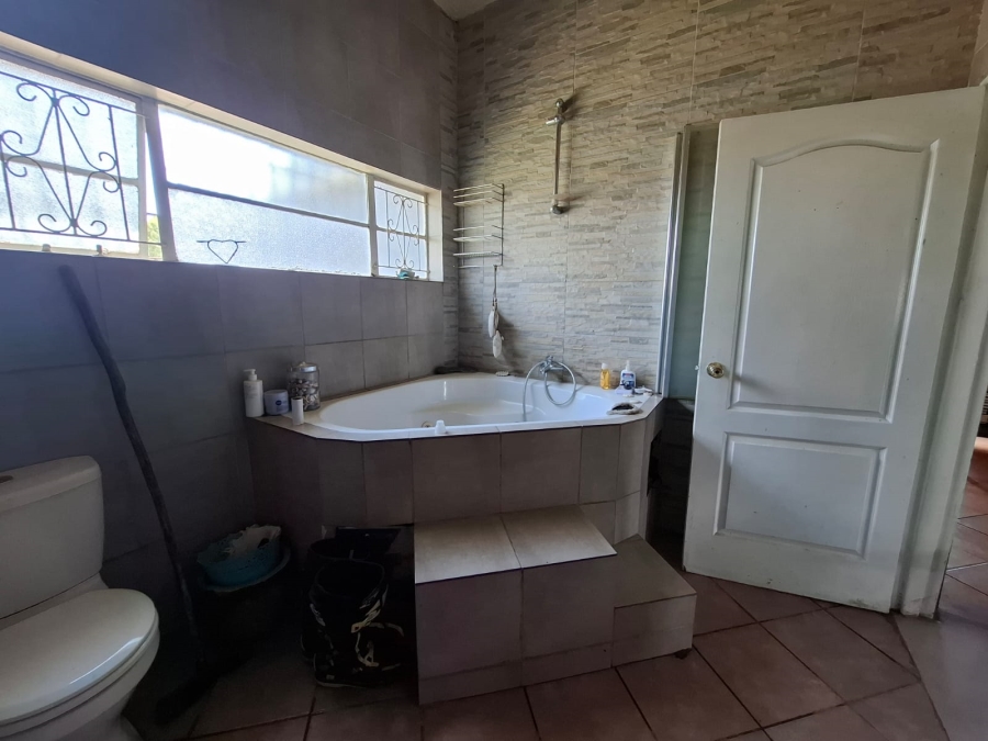 3 Bedroom Property for Sale in Van Rhyn Gauteng