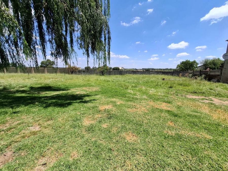 3 Bedroom Property for Sale in Van Rhyn Gauteng