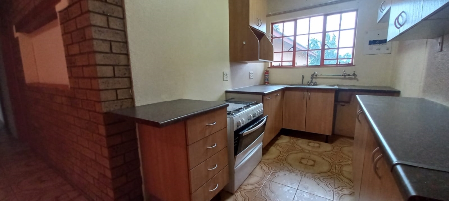 To Let 2 Bedroom Property for Rent in Bredell Gauteng