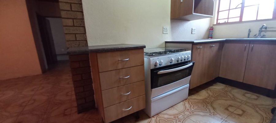To Let 2 Bedroom Property for Rent in Bredell Gauteng