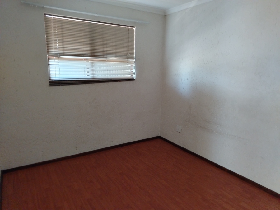 2 Bedroom Property for Sale in Eveleigh Gauteng