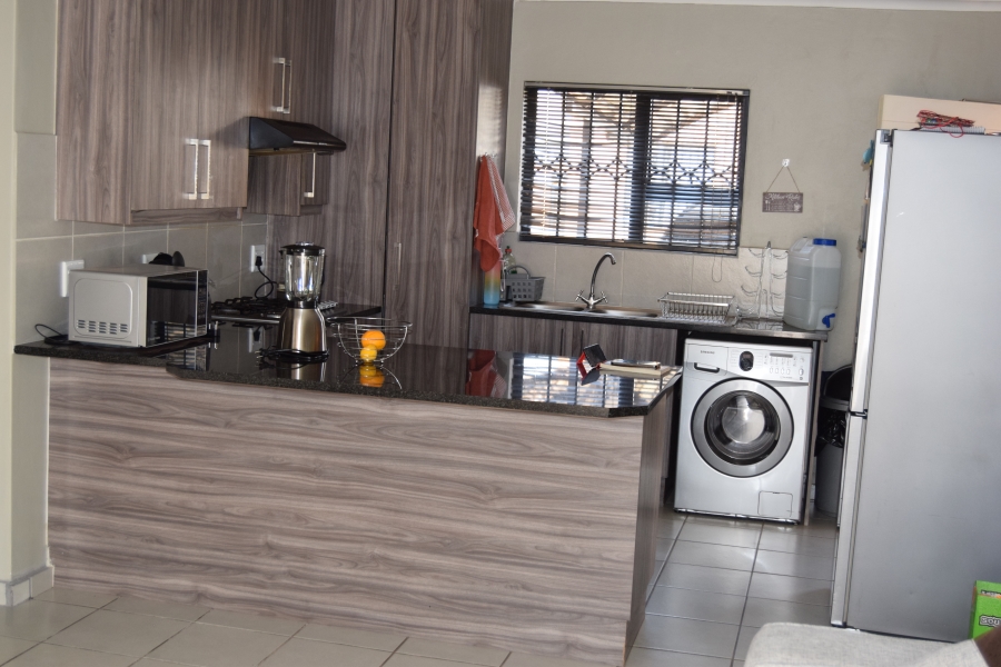 2 Bedroom Property for Sale in Rynfield Gauteng