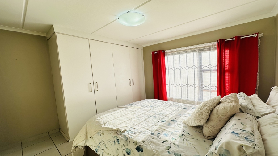 2 Bedroom Property for Sale in Rynfield Gauteng