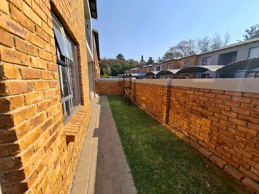 2 Bedroom Property for Sale in Rynfield Gauteng