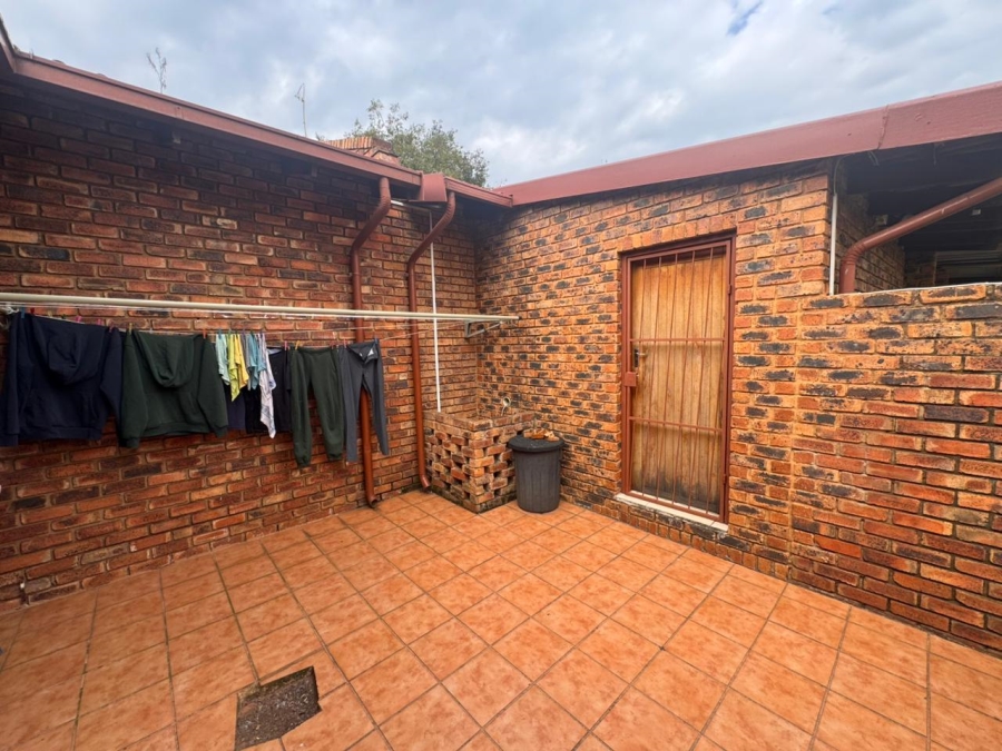 4 Bedroom Property for Sale in Dalpark Proper Gauteng