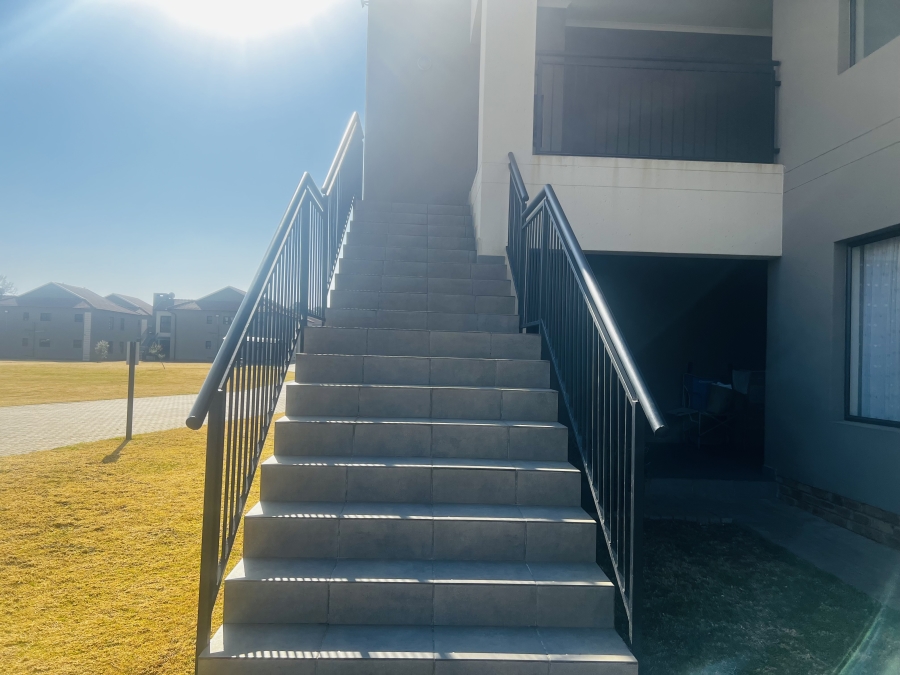 2 Bedroom Property for Sale in Norton Park Gauteng