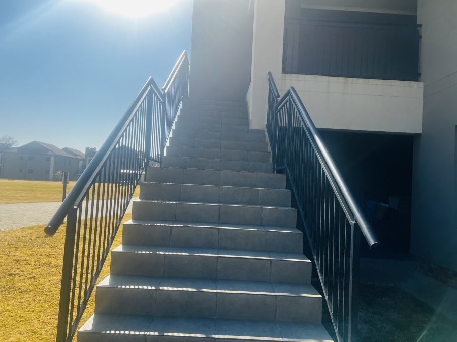 2 Bedroom Property for Sale in Norton Park Gauteng