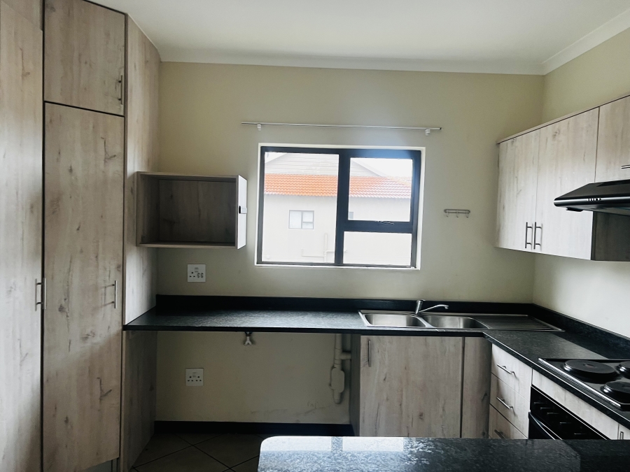 2 Bedroom Property for Sale in Norton Park Gauteng
