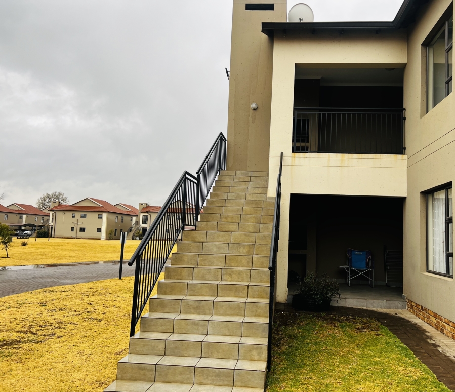 2 Bedroom Property for Sale in Norton Park Gauteng