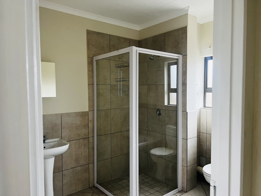 2 Bedroom Property for Sale in Norton Park Gauteng