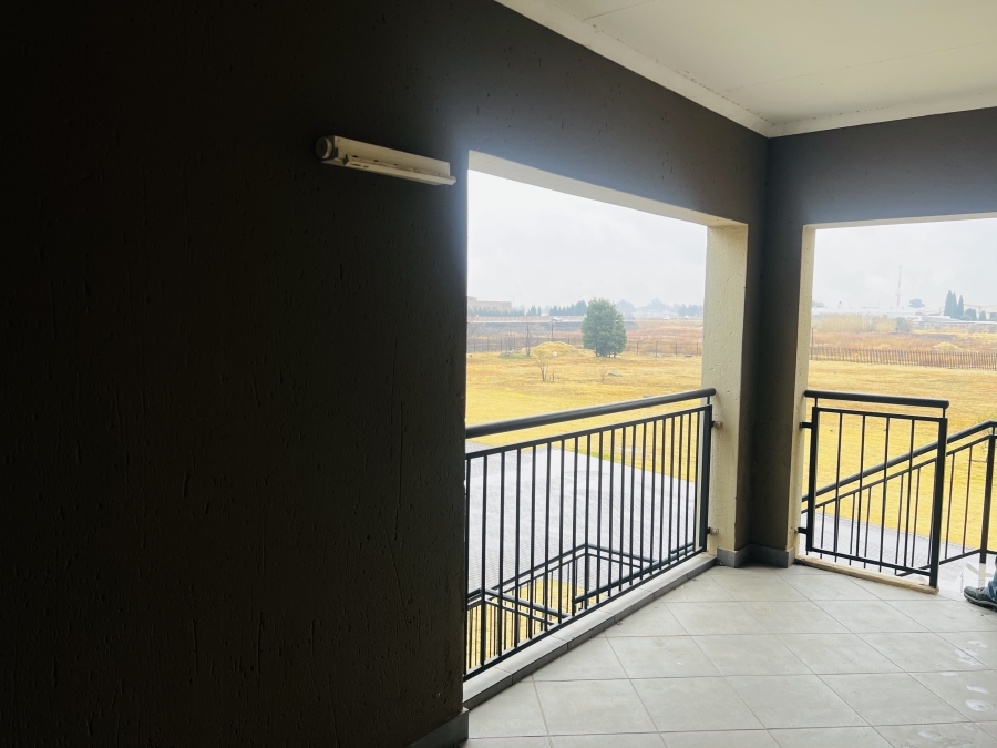 2 Bedroom Property for Sale in Norton Park Gauteng