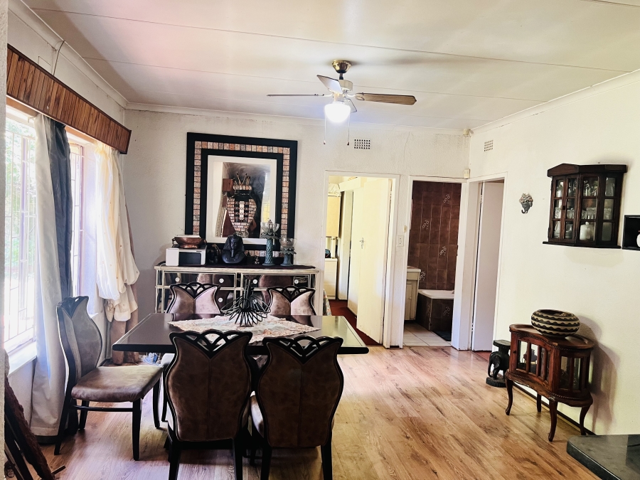 3 Bedroom Property for Sale in Crystal Park Gauteng