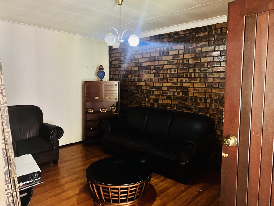 3 Bedroom Property for Sale in Crystal Park Gauteng