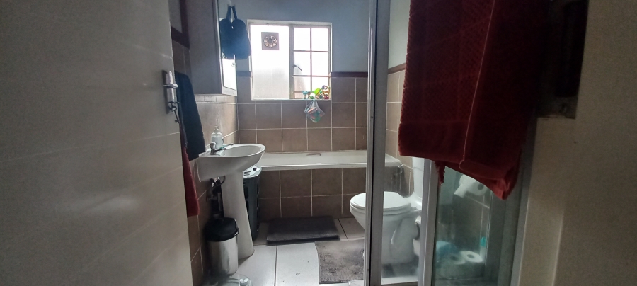 2 Bedroom Property for Sale in Rynfield Gauteng