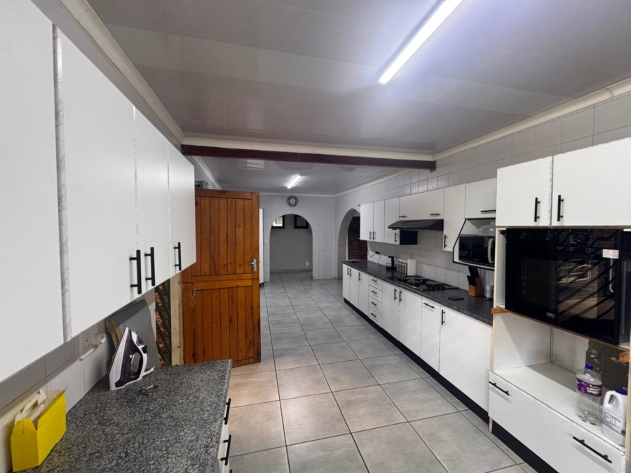 4 Bedroom Property for Sale in Sunair Park Gauteng