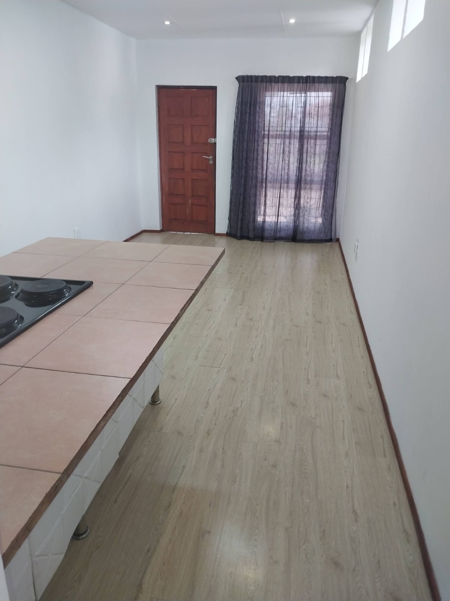 1 Bedroom Property for Sale in Dalpark Ext 1 Gauteng