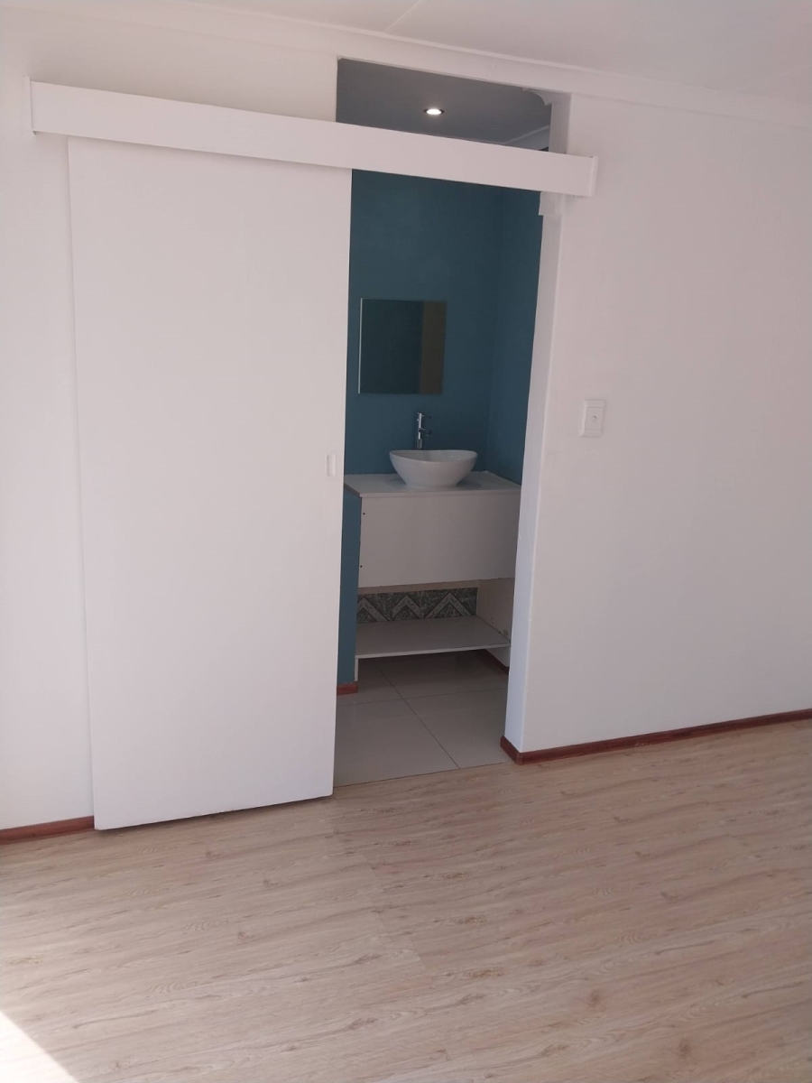 1 Bedroom Property for Sale in Dalpark Ext 1 Gauteng