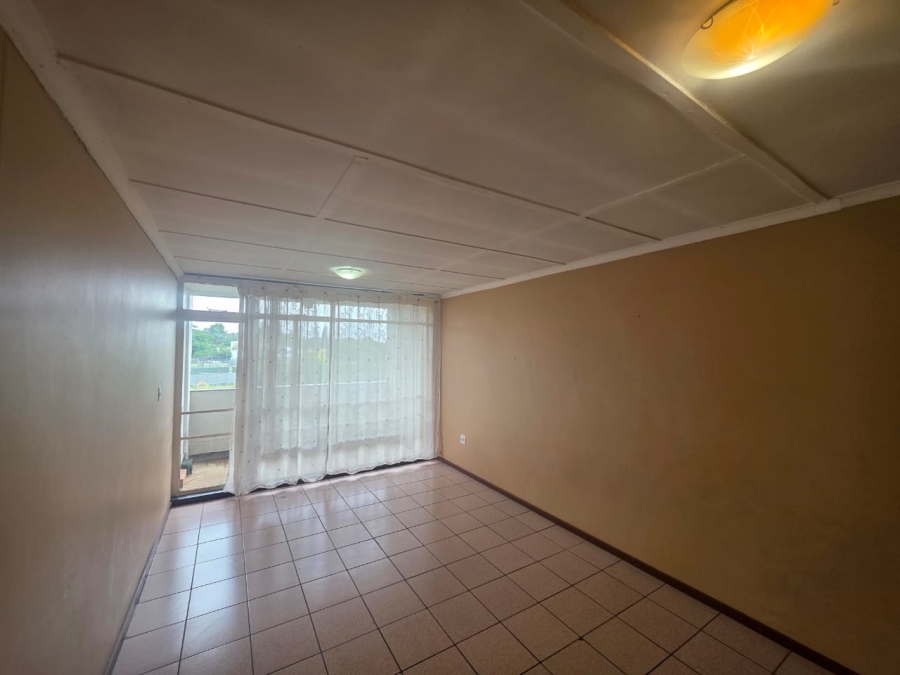 2 Bedroom Property for Sale in Morehill Gauteng