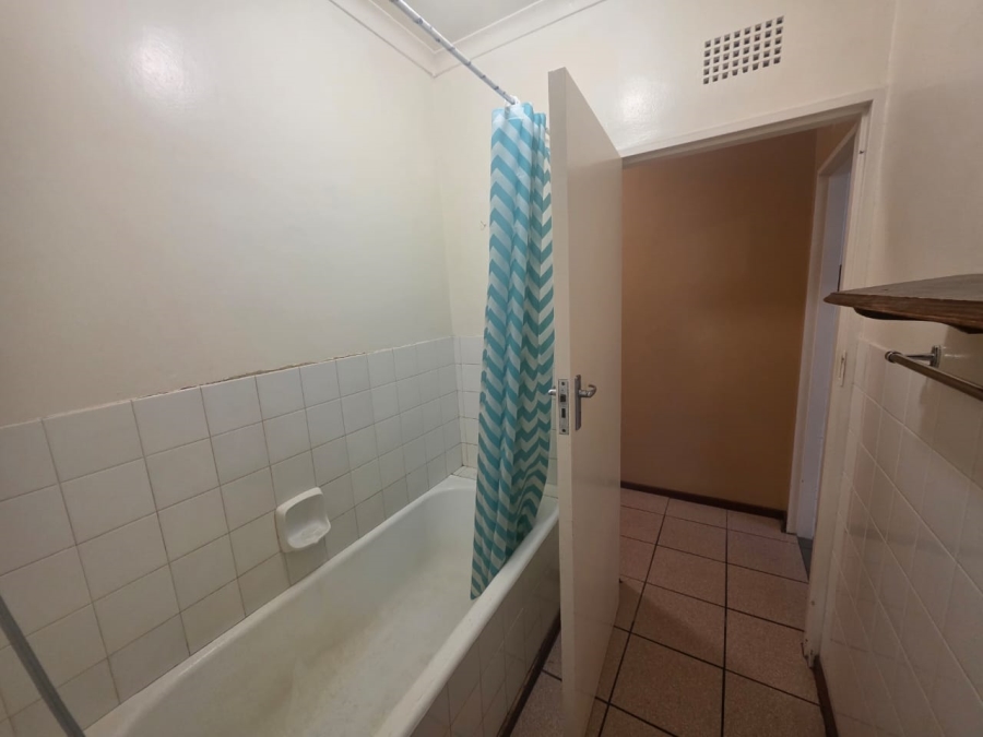 2 Bedroom Property for Sale in Morehill Gauteng