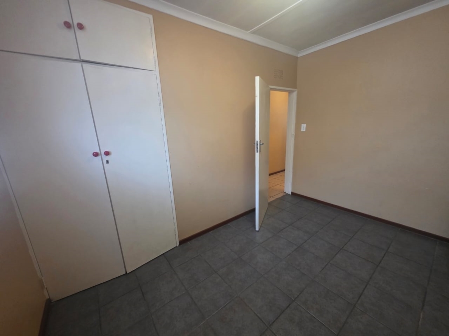 2 Bedroom Property for Sale in Morehill Gauteng