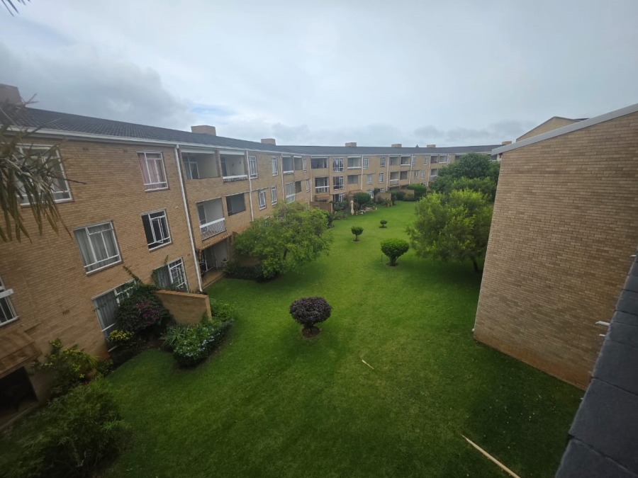 2 Bedroom Property for Sale in Morehill Gauteng