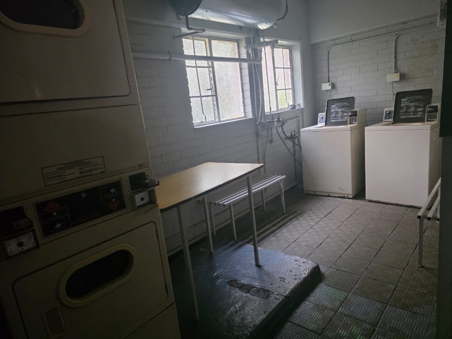 2 Bedroom Property for Sale in Morehill Gauteng