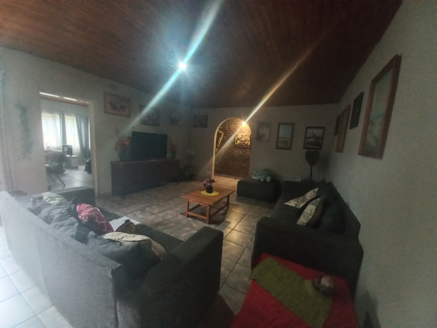 4 Bedroom Property for Sale in Danville Gauteng