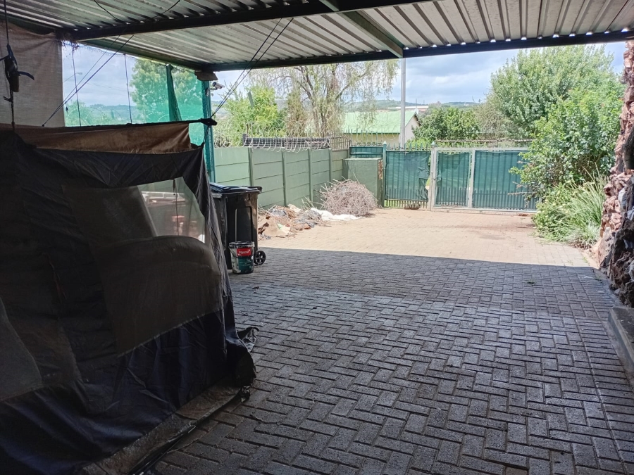 5 Bedroom Property for Sale in Danville Gauteng