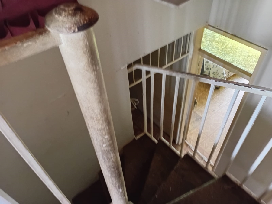 5 Bedroom Property for Sale in Danville Gauteng