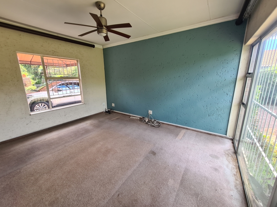 3 Bedroom Property for Sale in Flora Gardens Gauteng