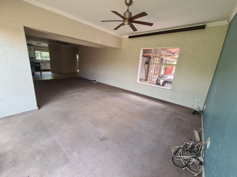 3 Bedroom Property for Sale in Flora Gardens Gauteng