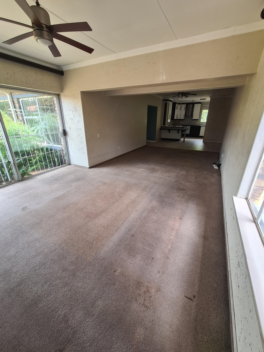 3 Bedroom Property for Sale in Flora Gardens Gauteng